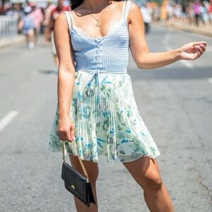 Aritzia Wilfred Twirl Mini Pleated Skirt Floral Elastic Waist NWOT